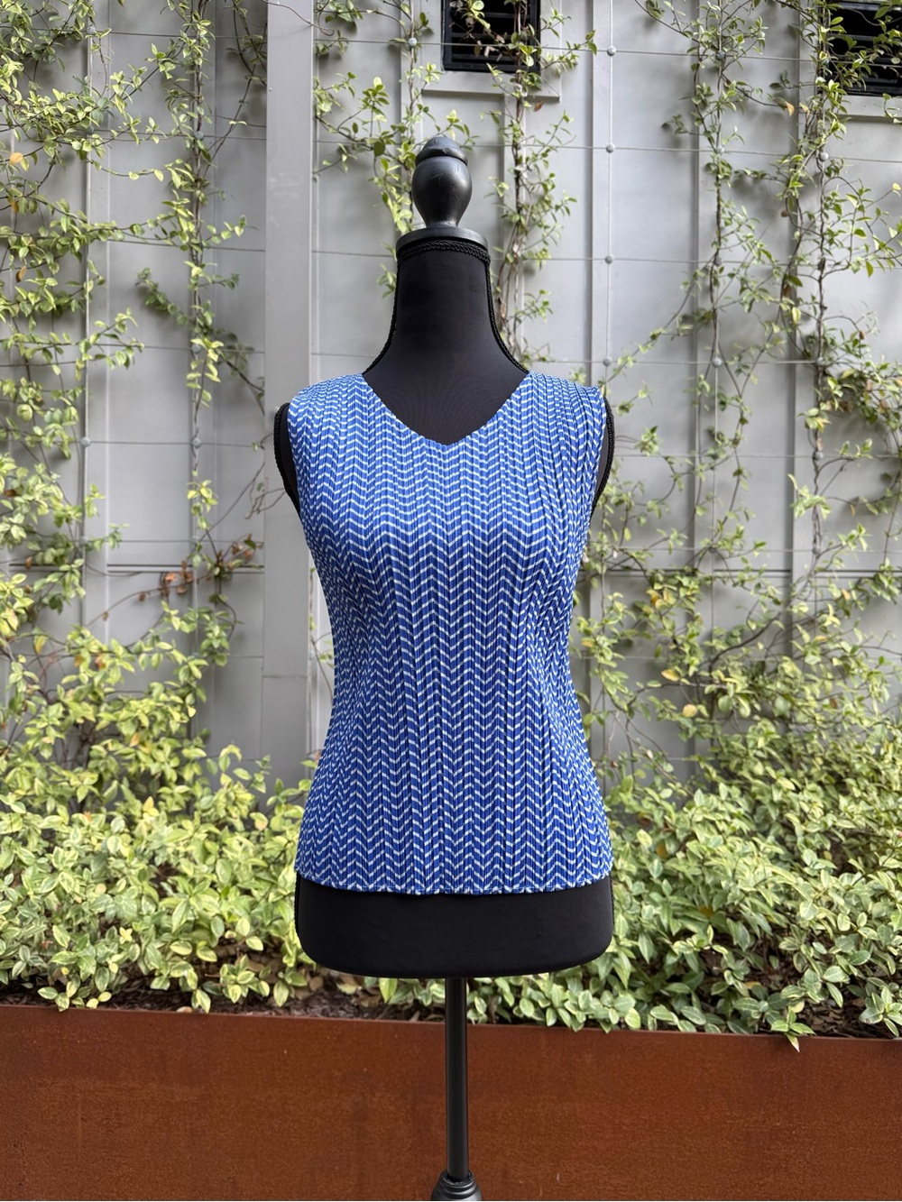 PLEATS PLEASE Issey Miyake Zig Zag Tank